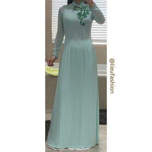 🧧 Vietnamese Traditional Dress (Áo Dài)